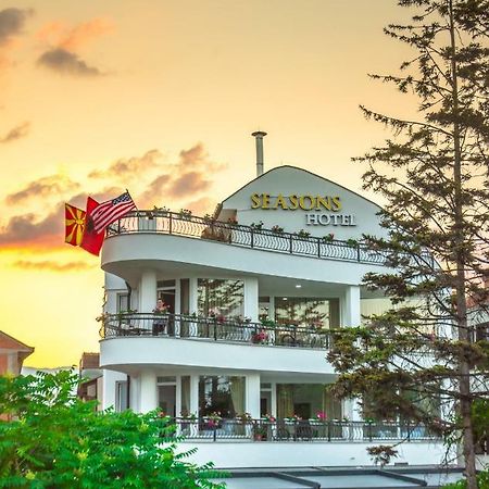 Seasons Hotel 斯特鲁加 外观 照片