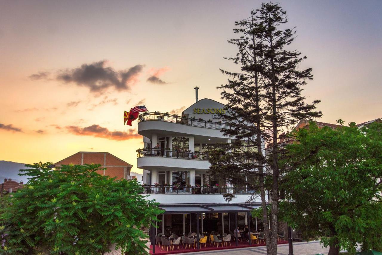 Seasons Hotel 斯特鲁加 外观 照片